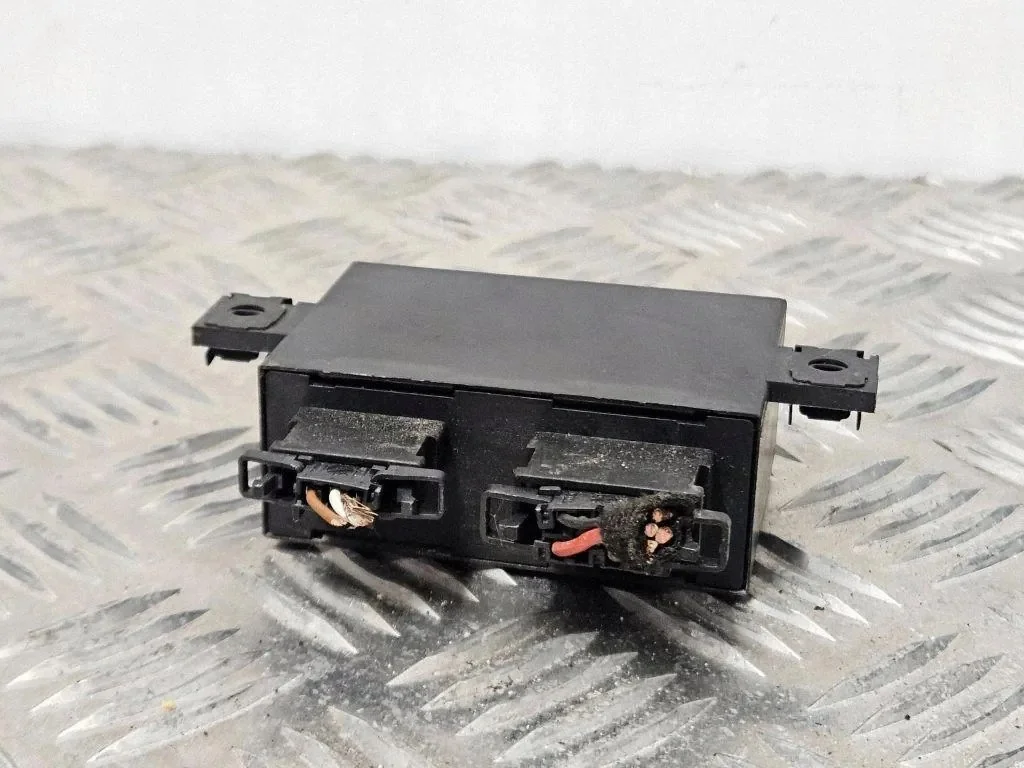 Volkswagen OE 6H0953257B Gebraucht image 3