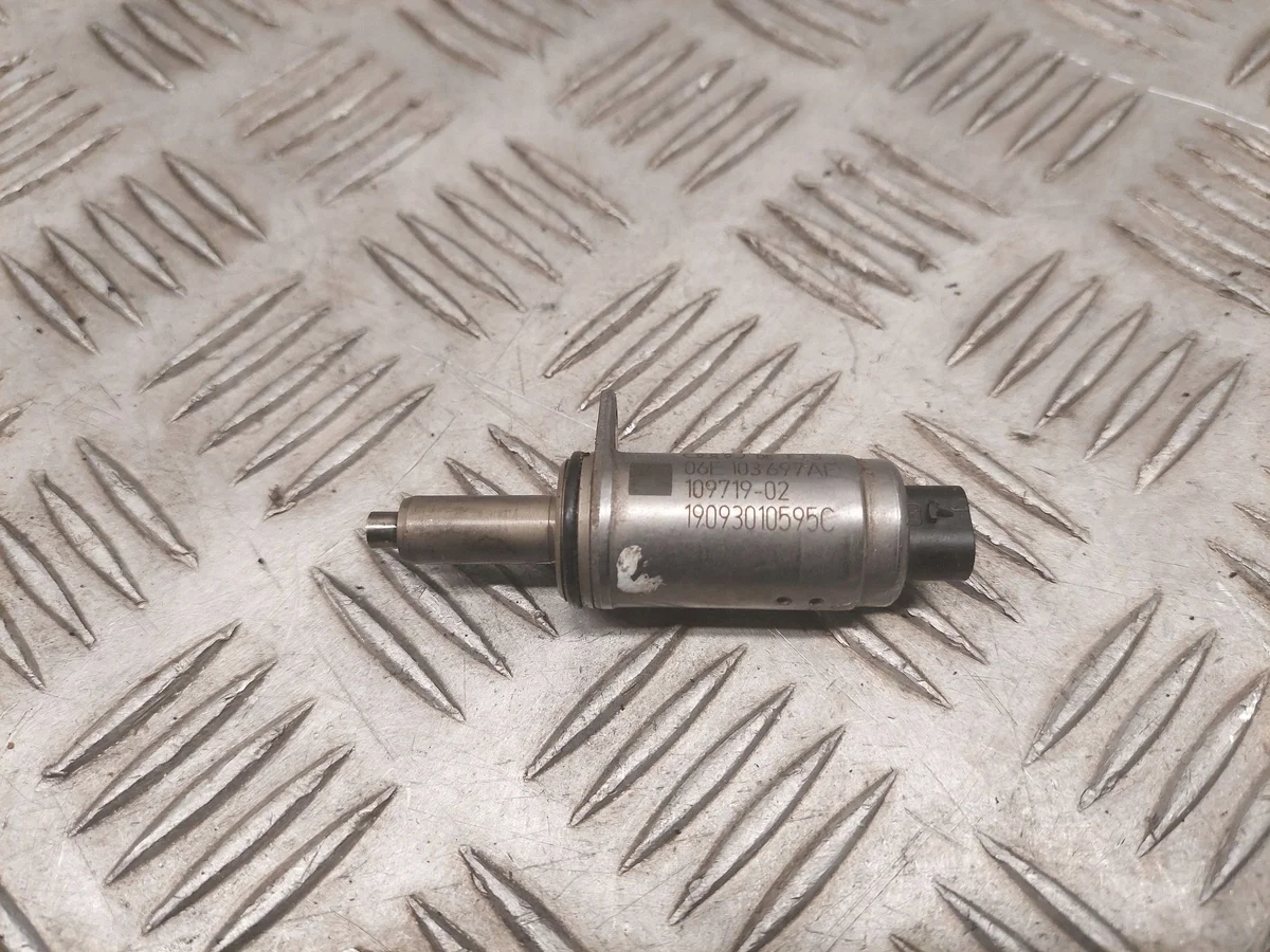 Module de réglage Audi OE 06E103697AE