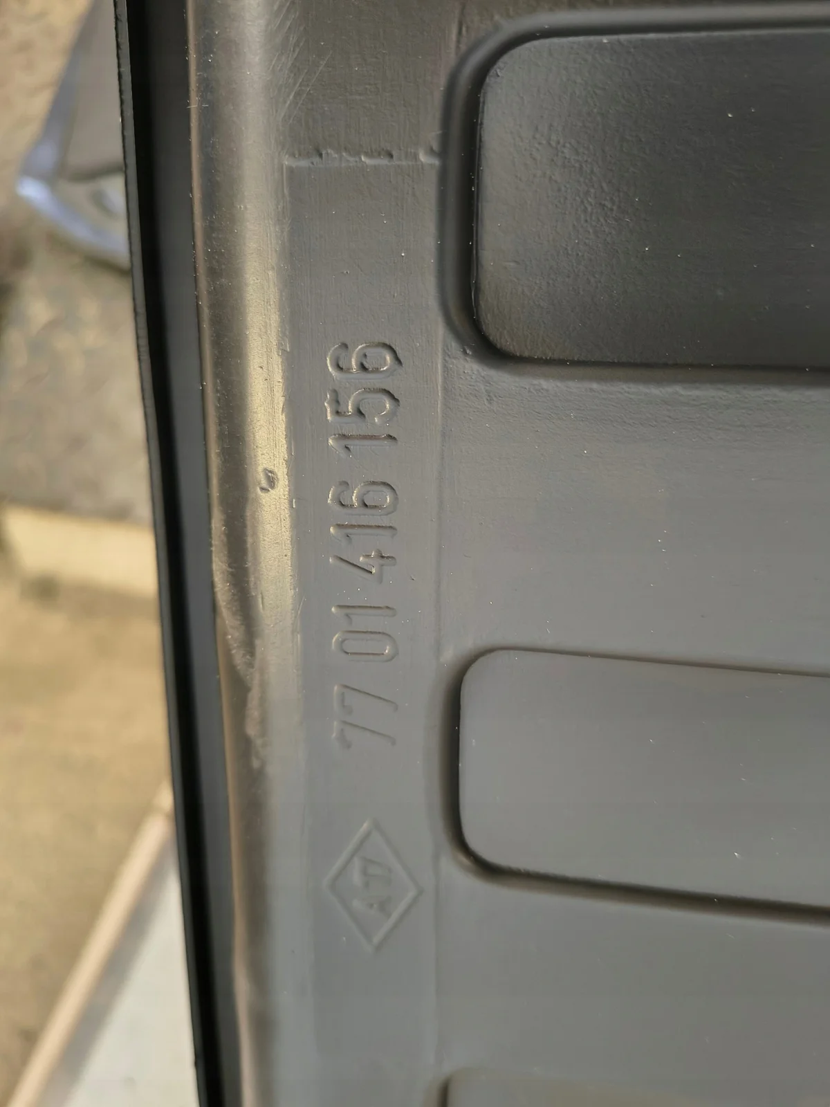 Tapis de coffre RENAULT KOLEOS II 8201665647 image 4