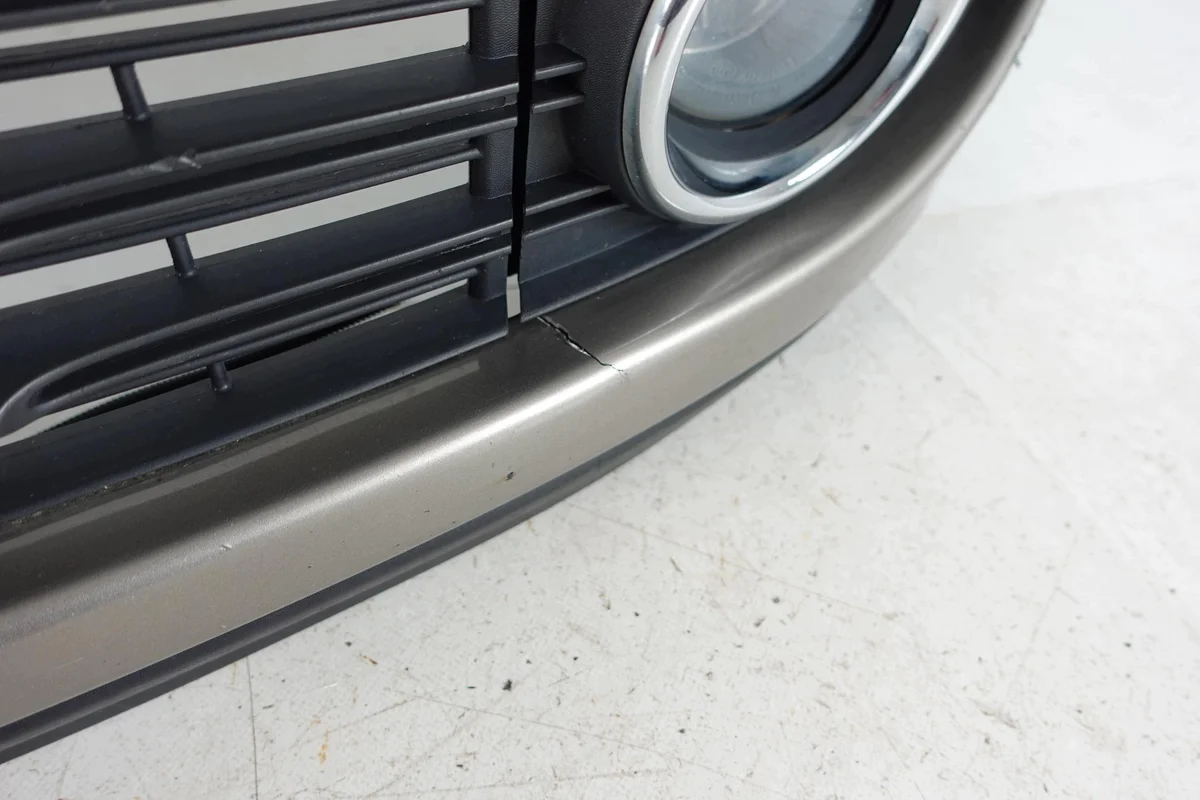 Pare-chocs avant Renault Fluence 2010-2013 image 3