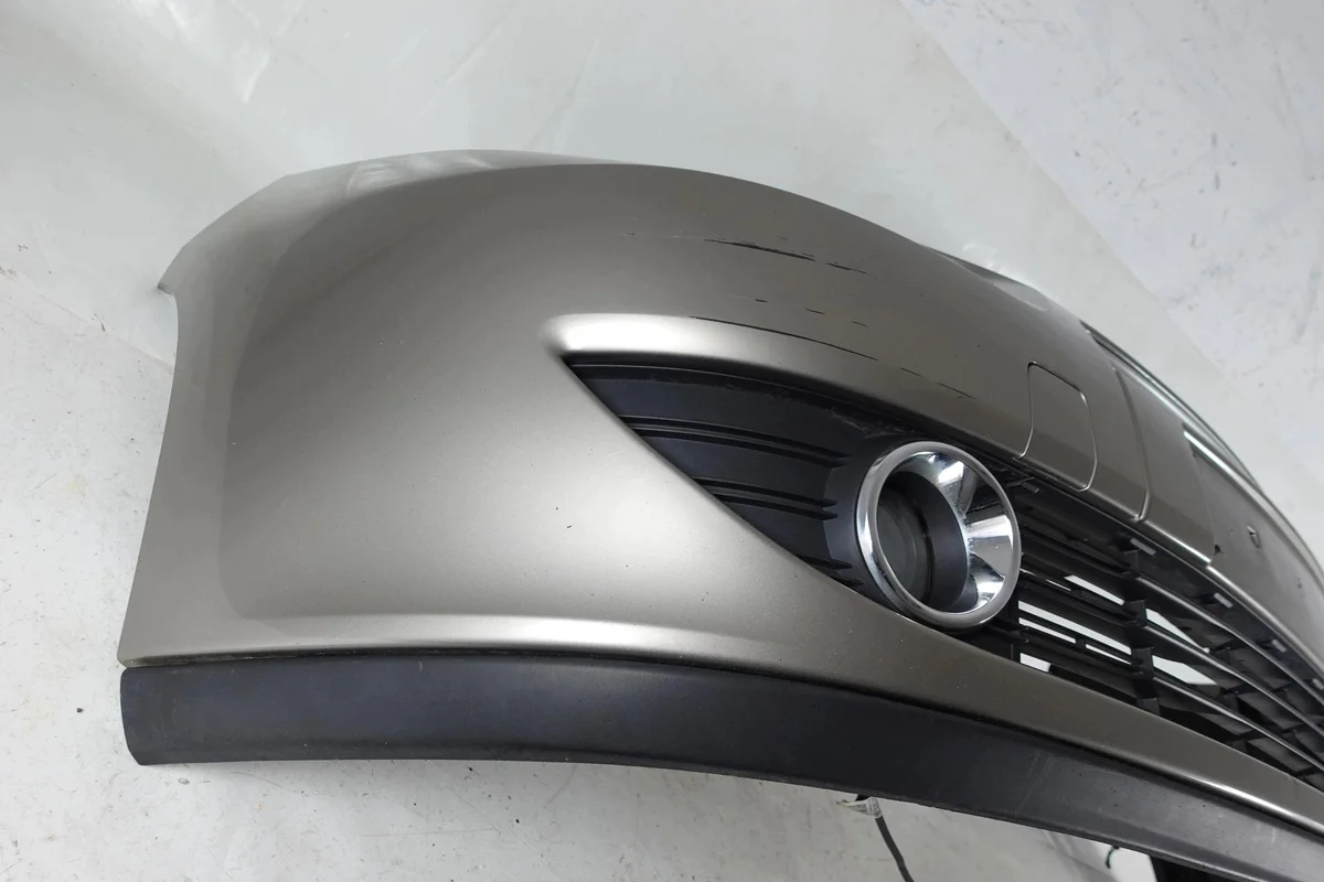 Pare-chocs avant Renault Fluence 2010-2013 image 9