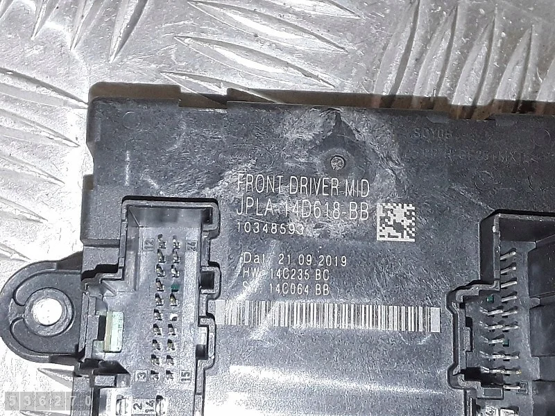 Land Rover Discovery ECU jpla14d618bb image 3