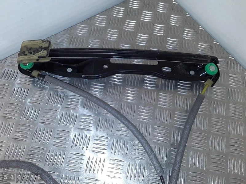 2016 Ford Mondeo Mk V Fönsterregulator 2055759 image 3
