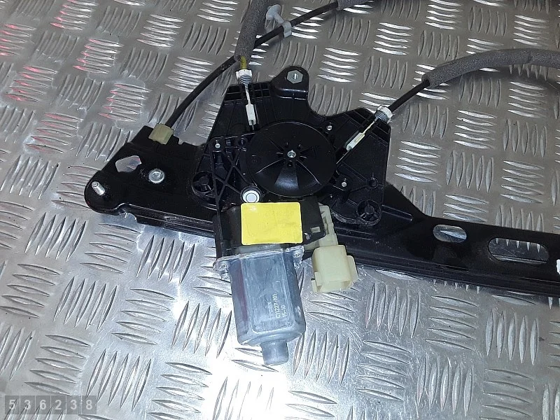2016 Ford Mondeo Mk V Fönsterregulator 2055759 image 5