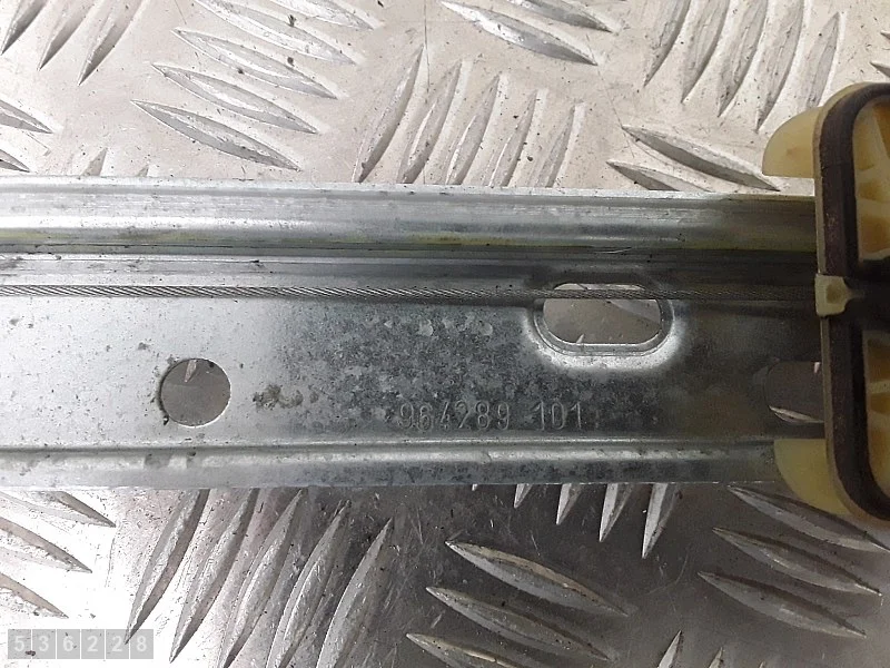 2009 Volvo XC60 Fönsterregulator 964289101 image 4