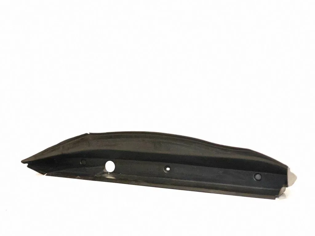 Acabamento para para-lama Mercedes-Benz E (W212)