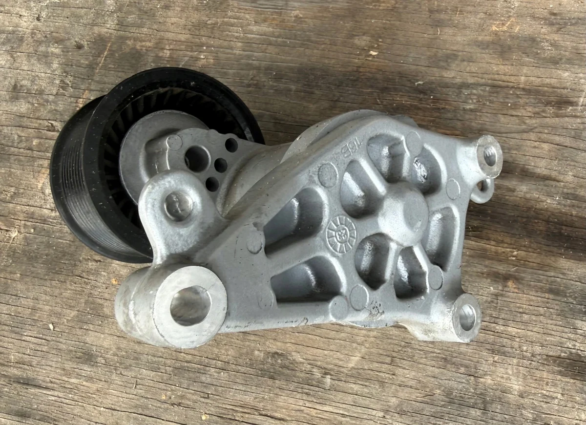 Spanner Riem Compressor Jaguar XF XJ 3.0 SC image 3