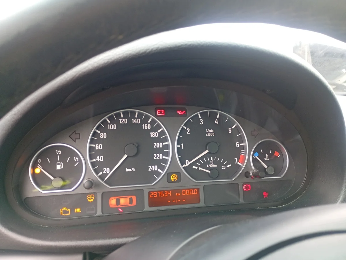 Cuentakilómetros BMW E46 Touring 01-05 image 3