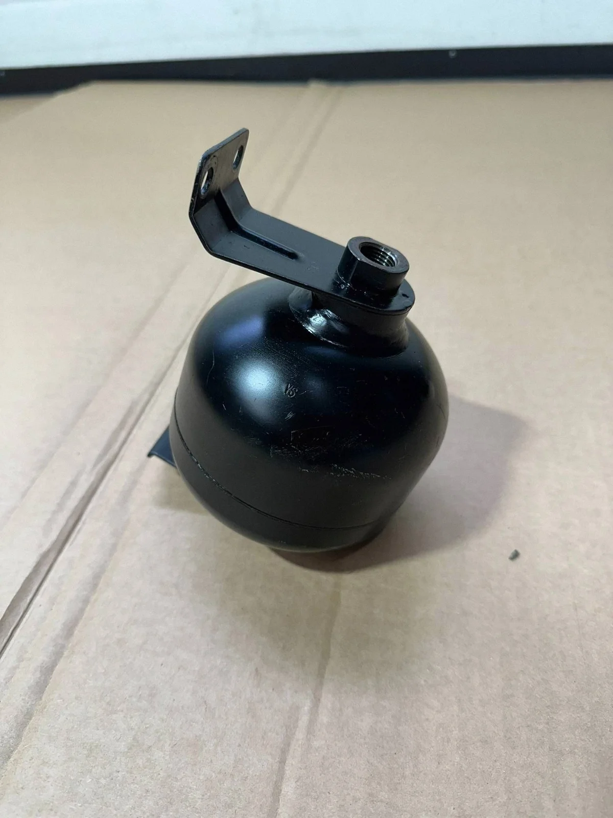 Mercedes A2203270115 Druckspeicher