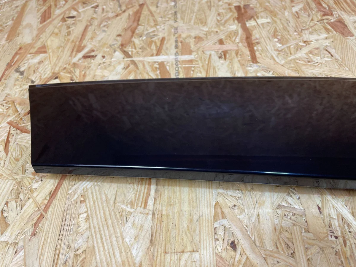 Dekorpanel dörrstolpe höger bak Mini F56 image 7