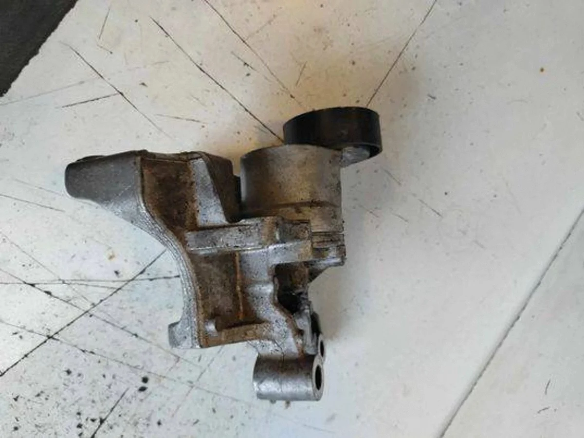 Kiristin hihnalle Subaru Outback 23769AA05A