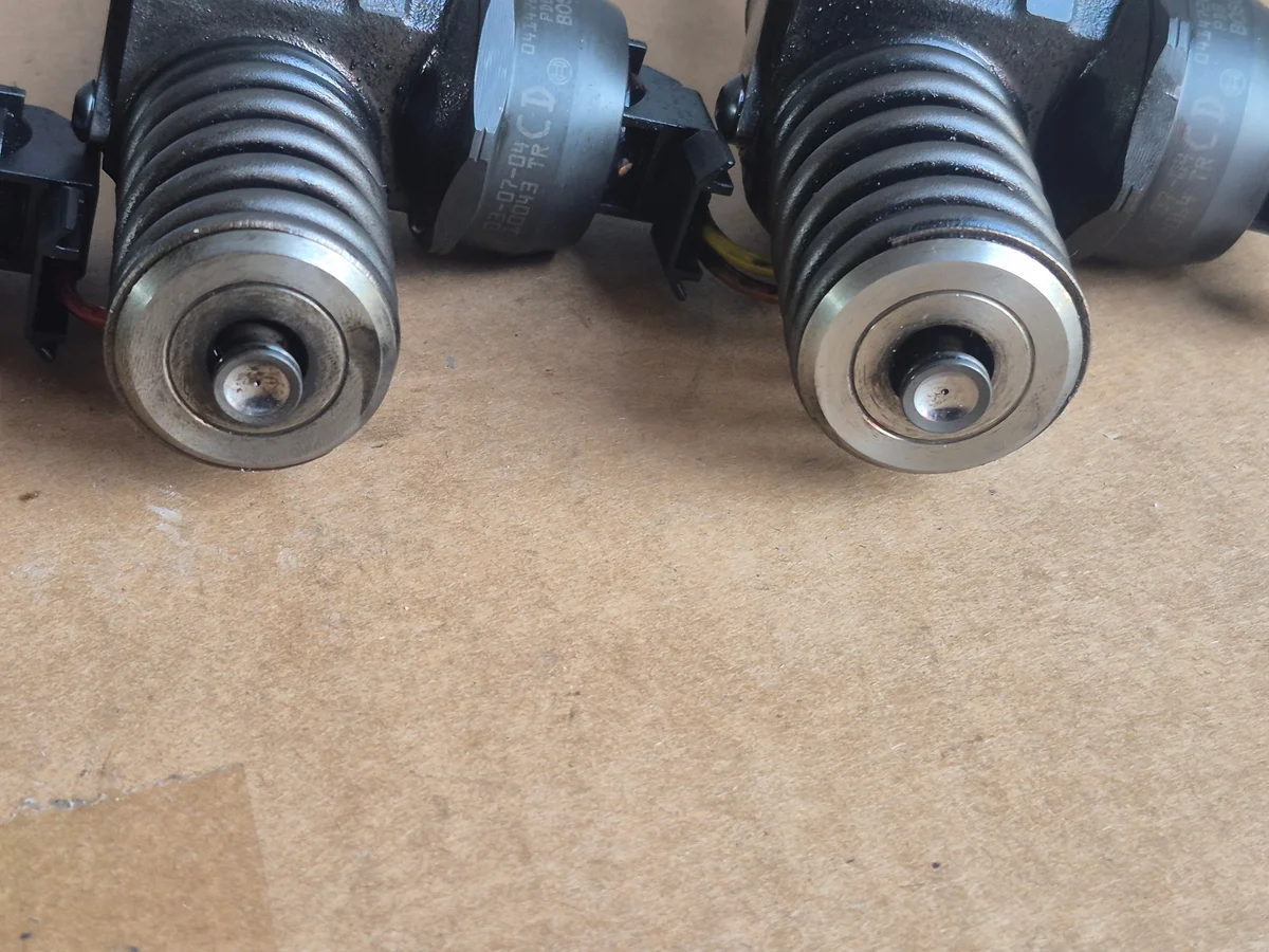 Injecteur Audi A4 B6 1.9 TDI 130CV 038130073BA image 7