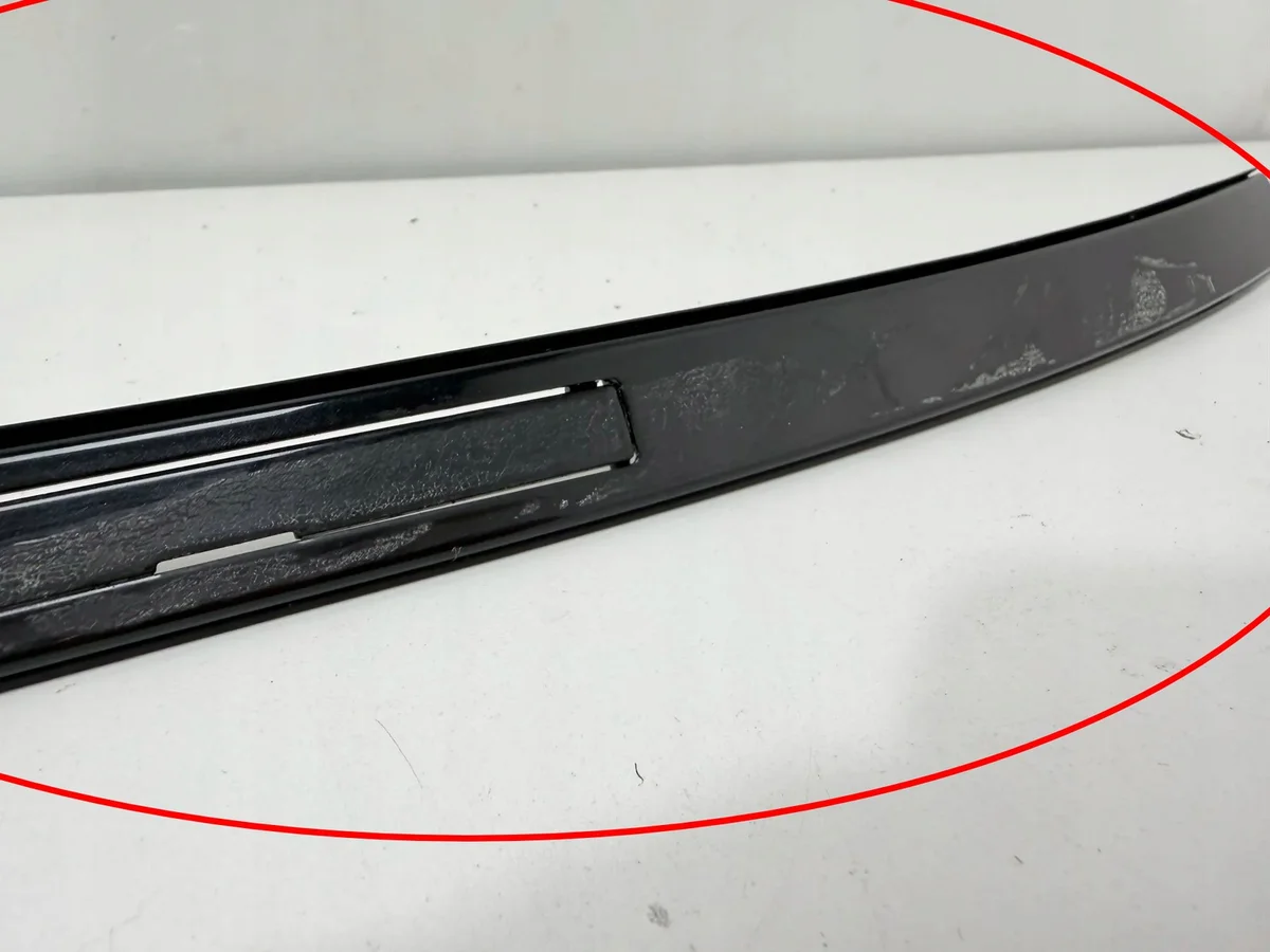 BMW F32 Dachleiste Links Silber Metallic A83 image 3