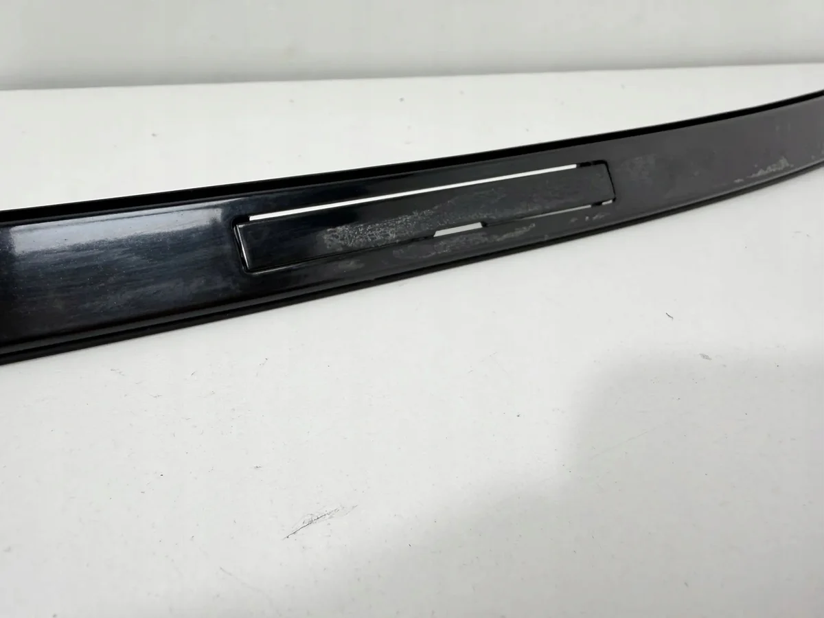 BMW F32 Dachleiste Links Silber Metallic A83 image 6