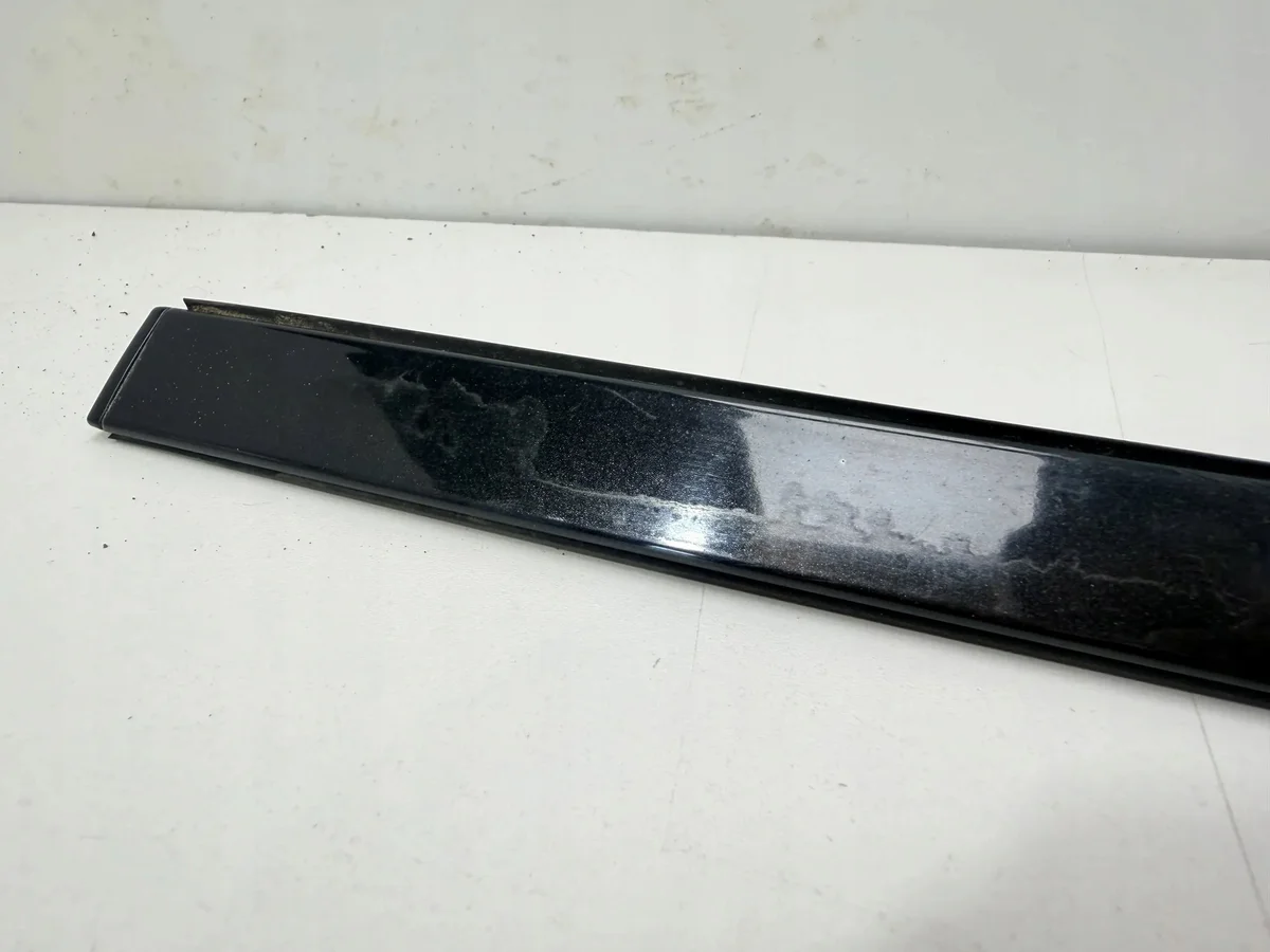 BMW F32 Dachleiste Links Silber Metallic A83 image 7