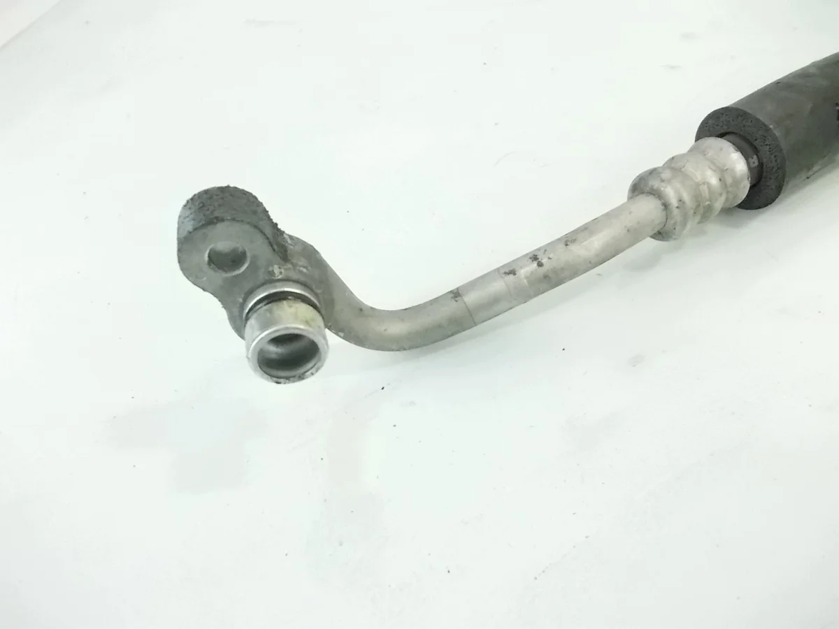 Conduit clim Subaru Impreza GH 2.0 Diesel image 3