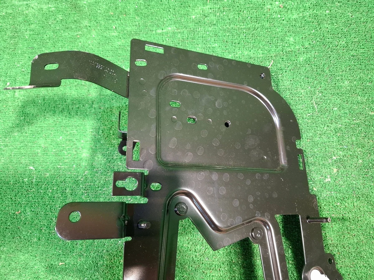 Support ordinateur de bord Ford Focus MK4 JX6112A692AD image 9