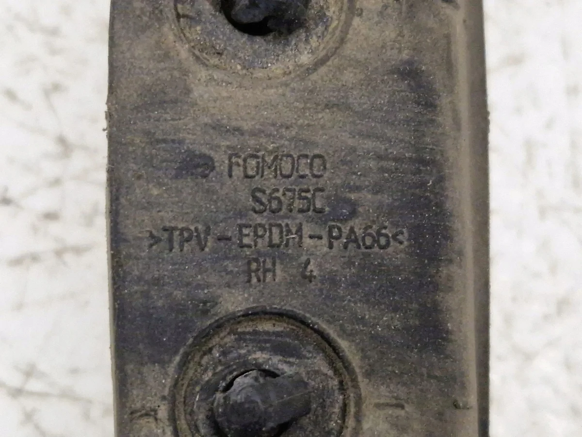 Joint de capot Ford F150 S675C image 3