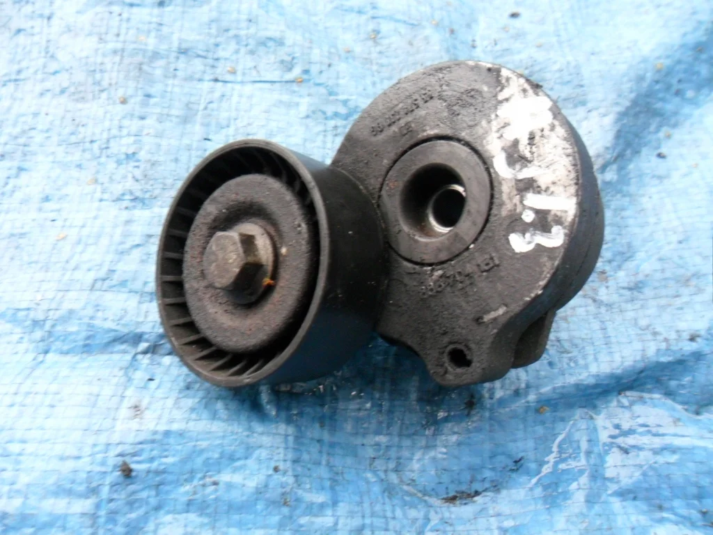Astra J 1.3 CDTI Napinacz Paska A13DTE