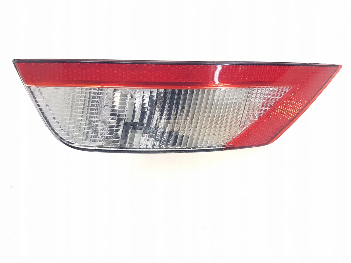 Luz de marcha atrás Ford Kuga II GN1515501