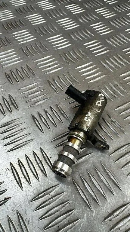 Used Variable Valve Timing Solenoid 1.2 THP image 5