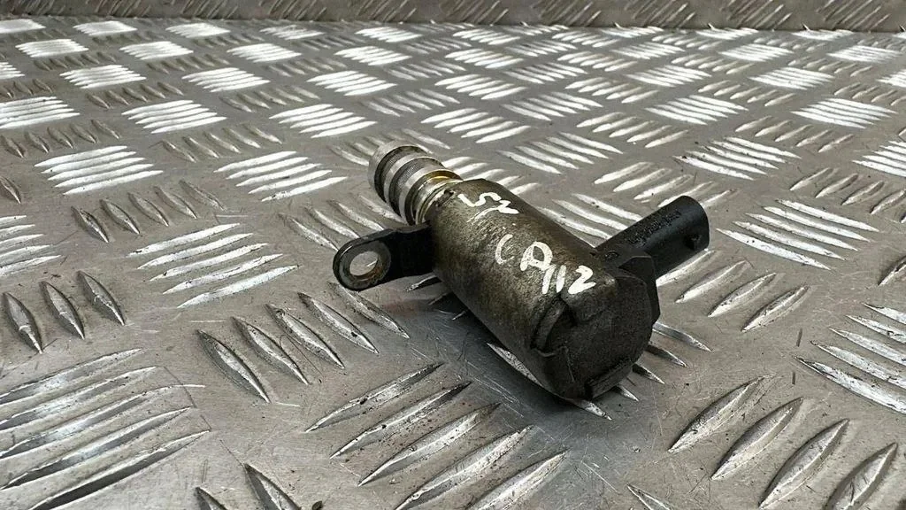 Used Variable Valve Timing Solenoid 1.2 THP image 6