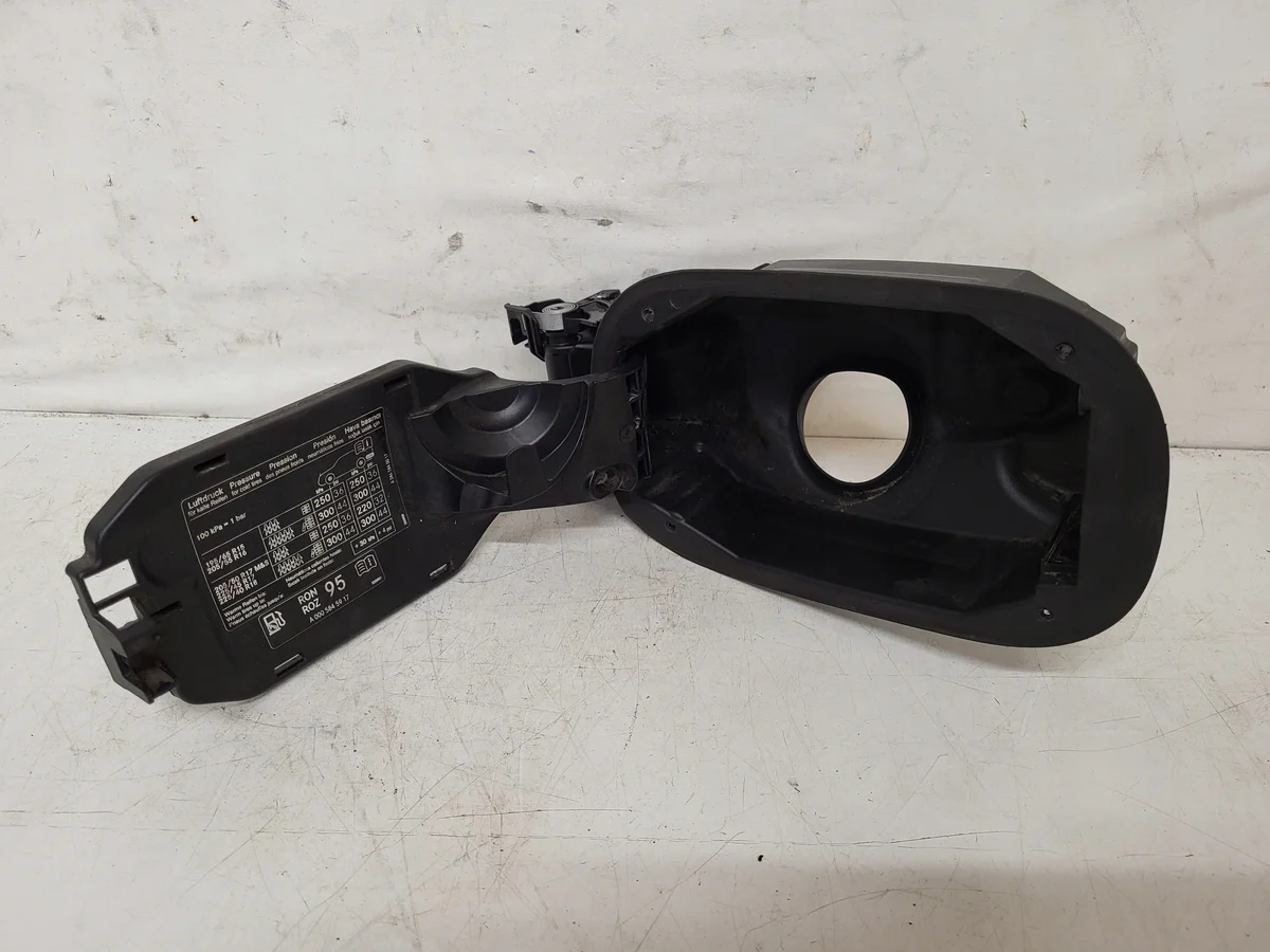Bocal de Combustível Mercedes Classe B W246 A2465840017