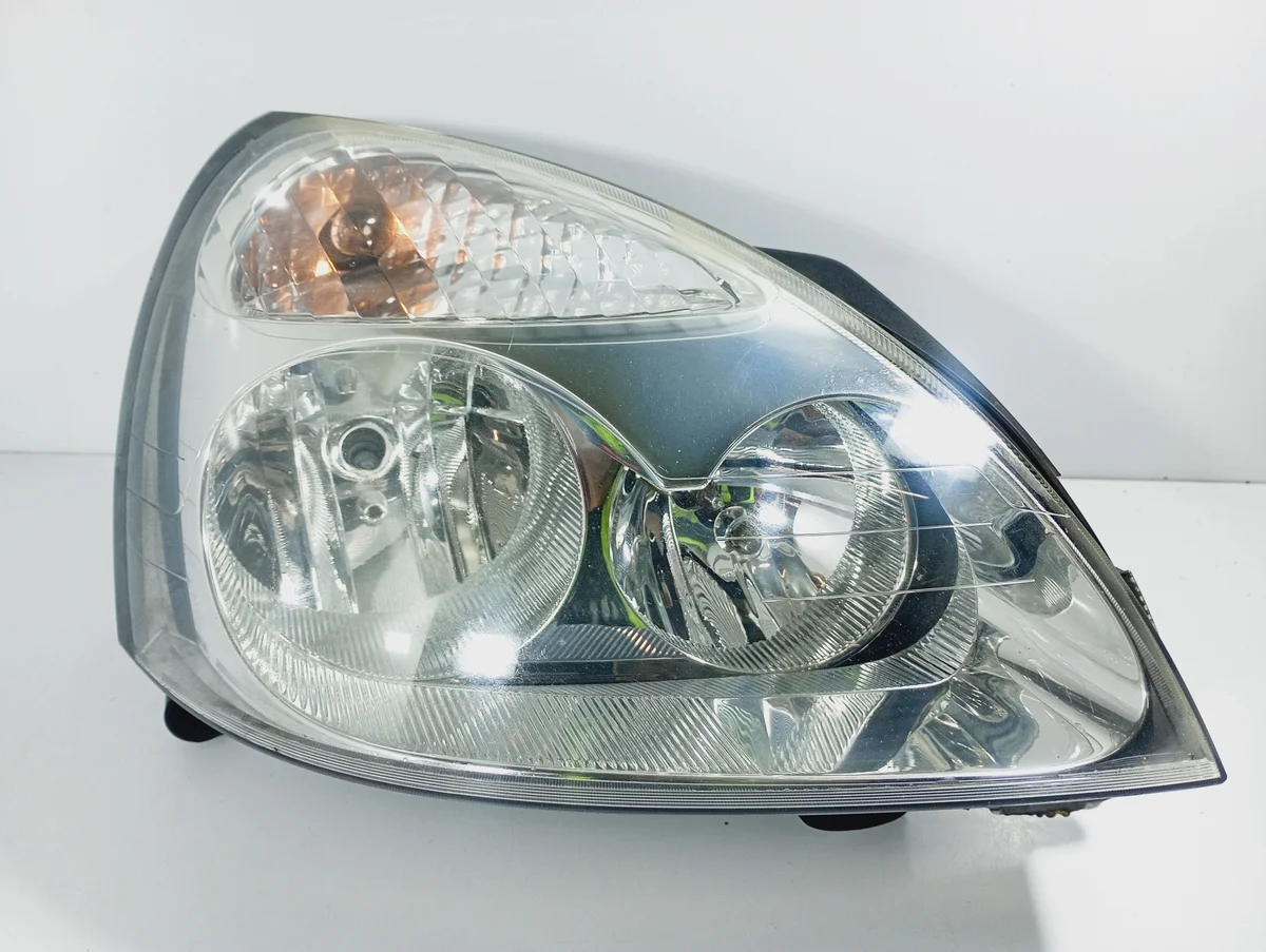 Faro delantero derecho RENAULT Clio II 01-05