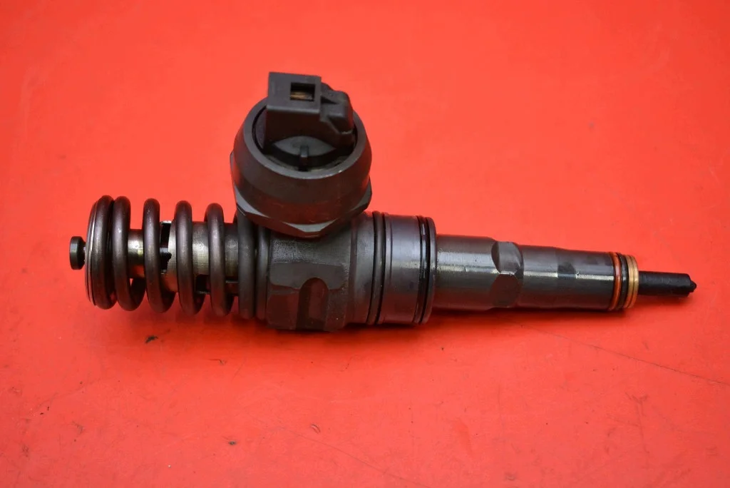 Injecteur Pompe 038130073AG Skoda Fabia 1.4 TDI