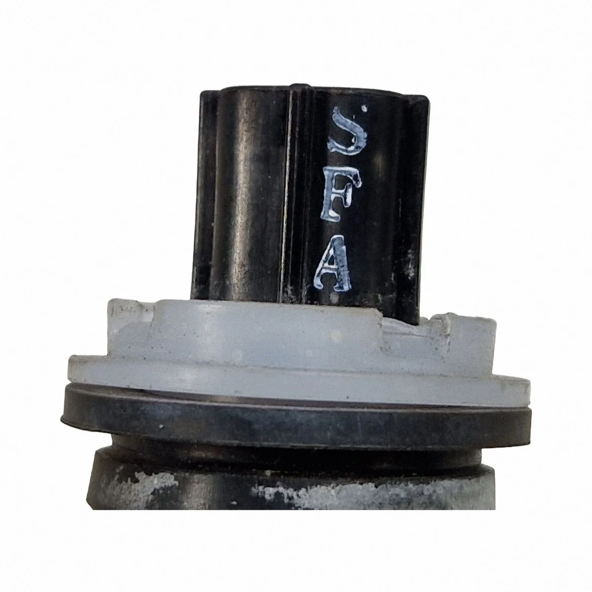 Washer Fluid Level Sensor Hyundai Santa Fe image 3