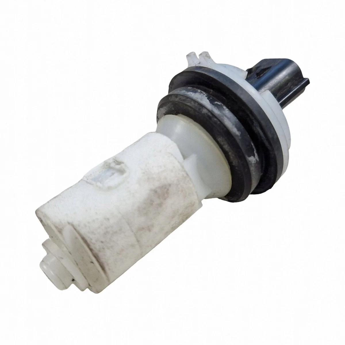 Washer Fluid Level Sensor Hyundai Santa Fe image 5