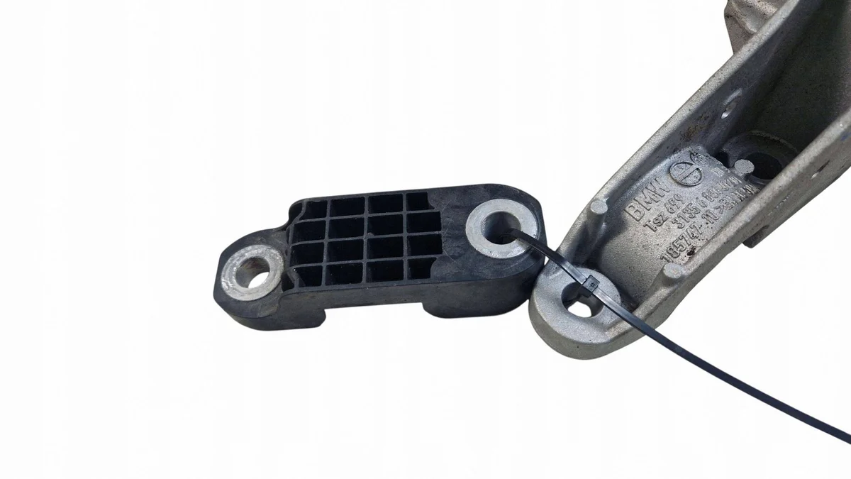 Stabilisator BMW 5 G30 G31 G38 Rechts image 5