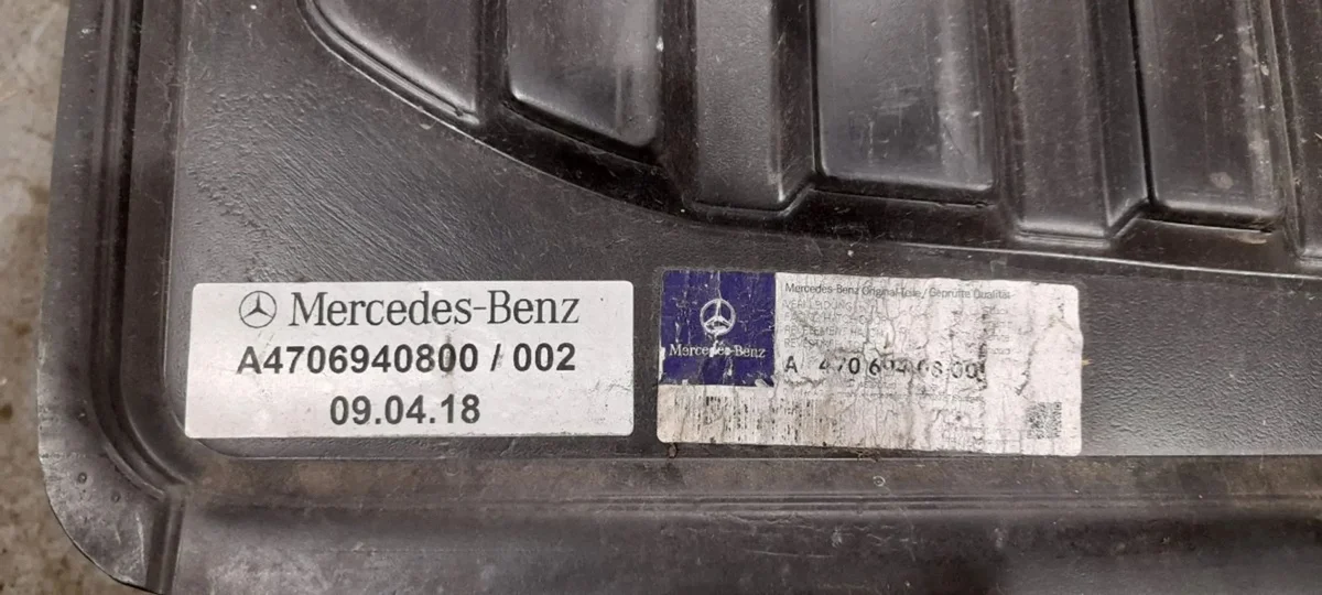 Mercedes-Benz X-klasse W470 Deel A4708510400 image 6