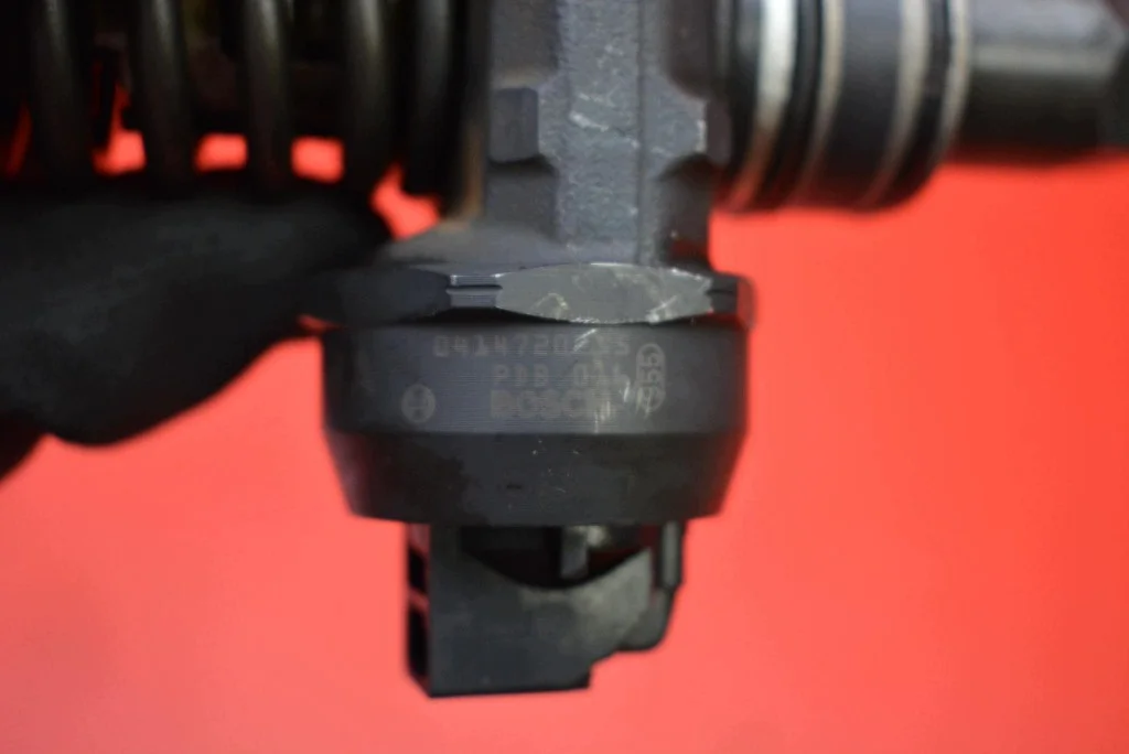 Einspritzdüse 038130073AG VW Touran 1.9 TDI image 9