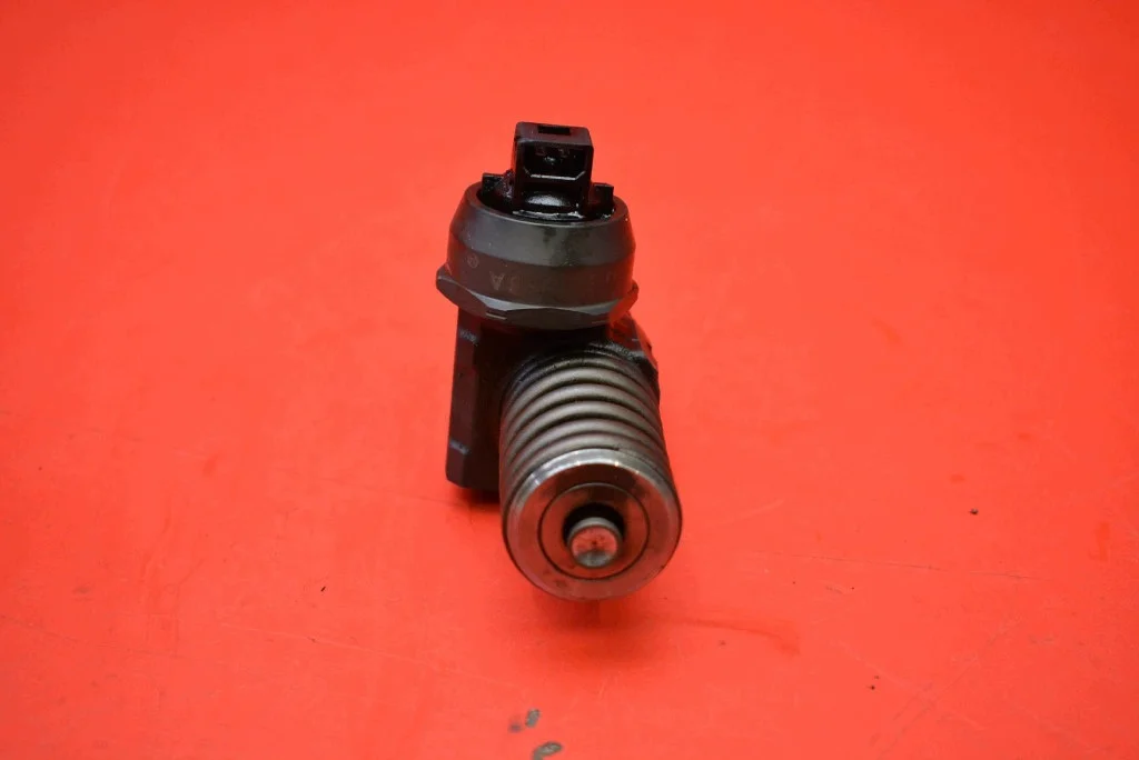 Einspritzdüse 038130073AG VW Touran 1.9 TDI image 4