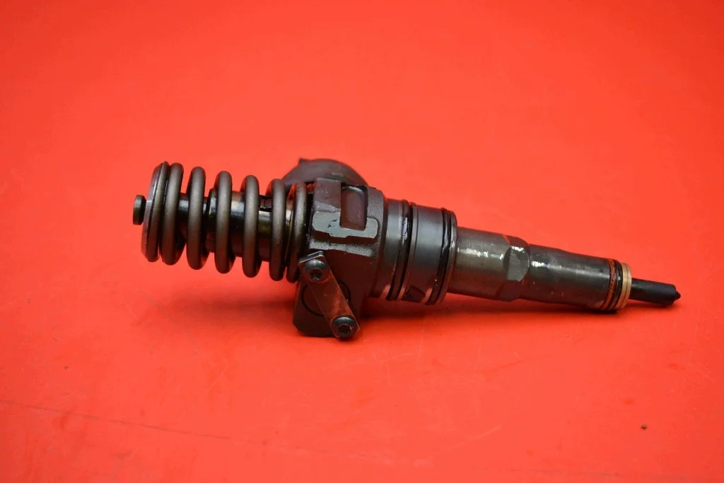 Einspritzdüse 038130073AG VW Touran 1.9 TDI image 5