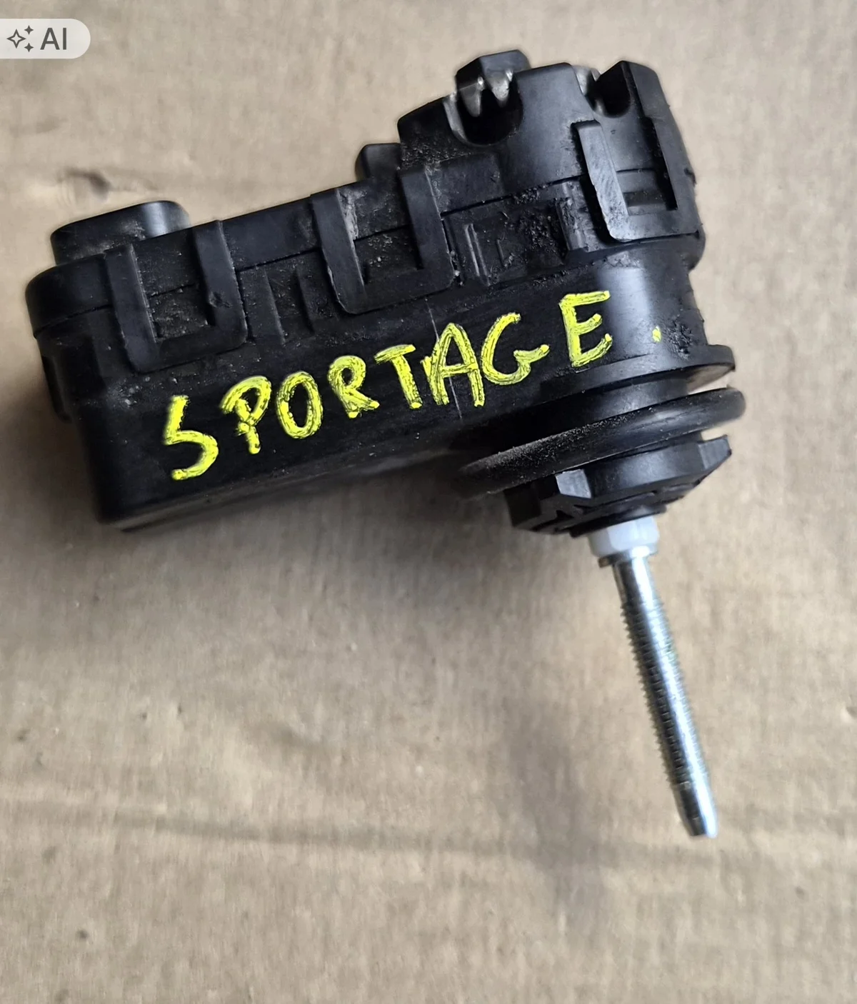 Motor faro Kia Sportage 4T921-04060
