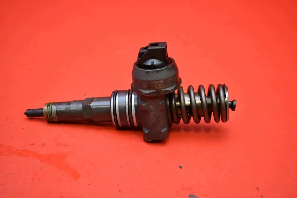 Einspritzdüse 038130073AQ VW Touran 1.9 TDI image 3