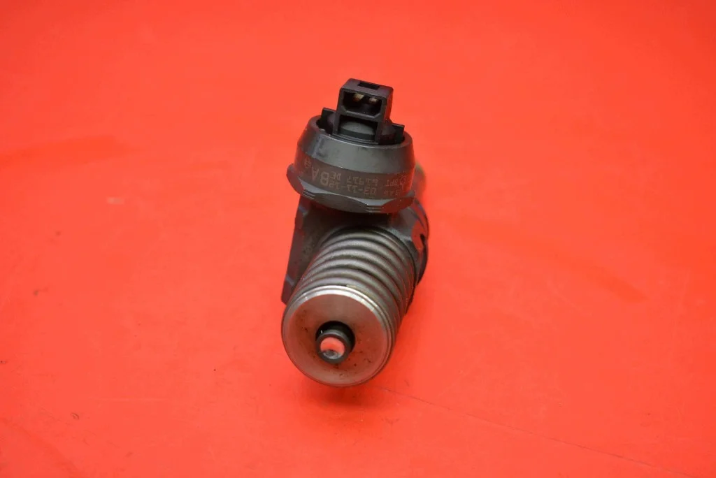 Einspritzdüse 038130073AG VW Touran 1.9 TDI image 4