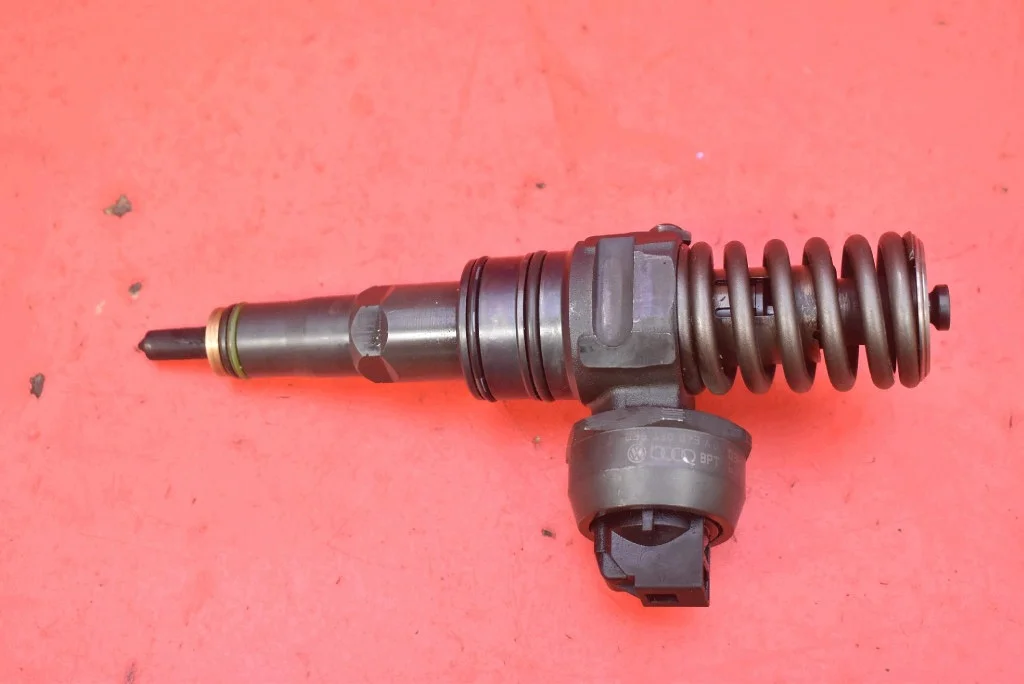Inyector Bomba 038130073AG VW Touran 1.9 TDI