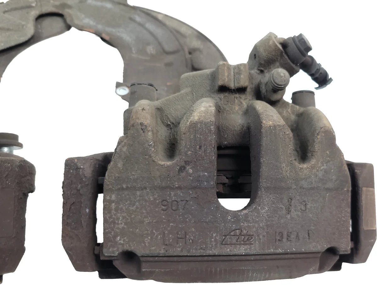 Citroen C5 III X7 Bremssattel vorne links rechts image 3