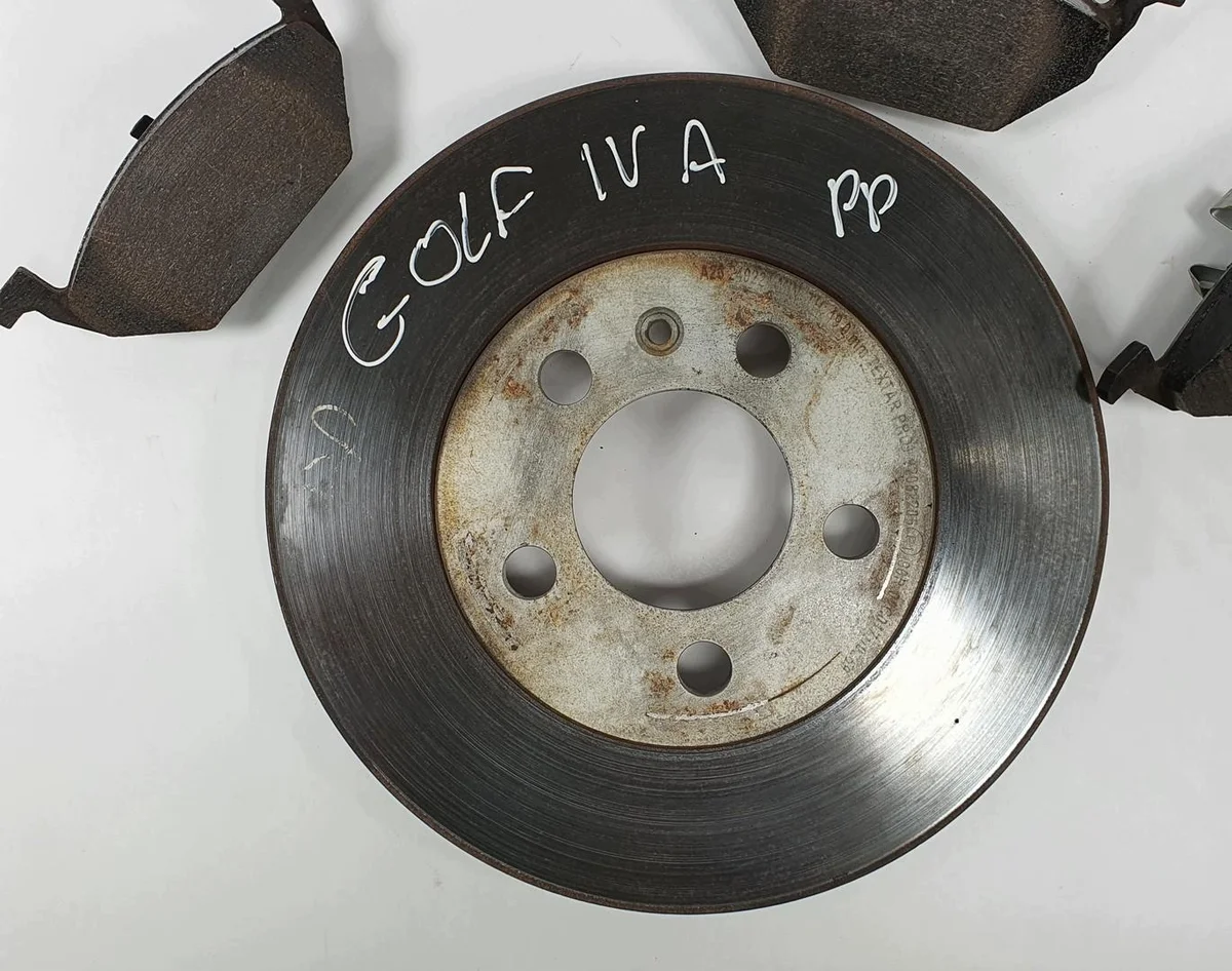 Disques de frein avant VW Golf IV 90R-01194 image 3