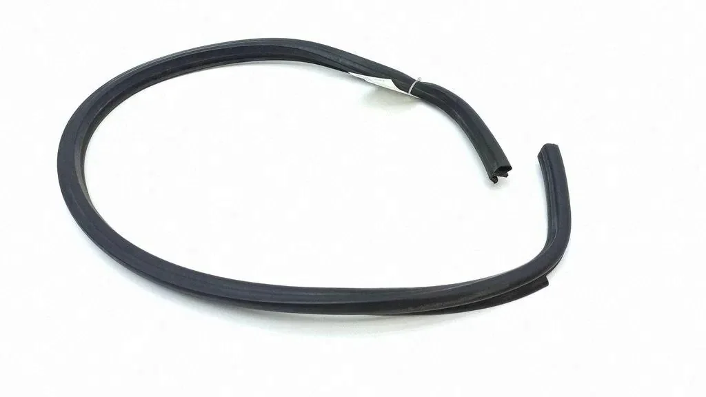 Tätning huv Volkswagen OE 1t0823723c image 3