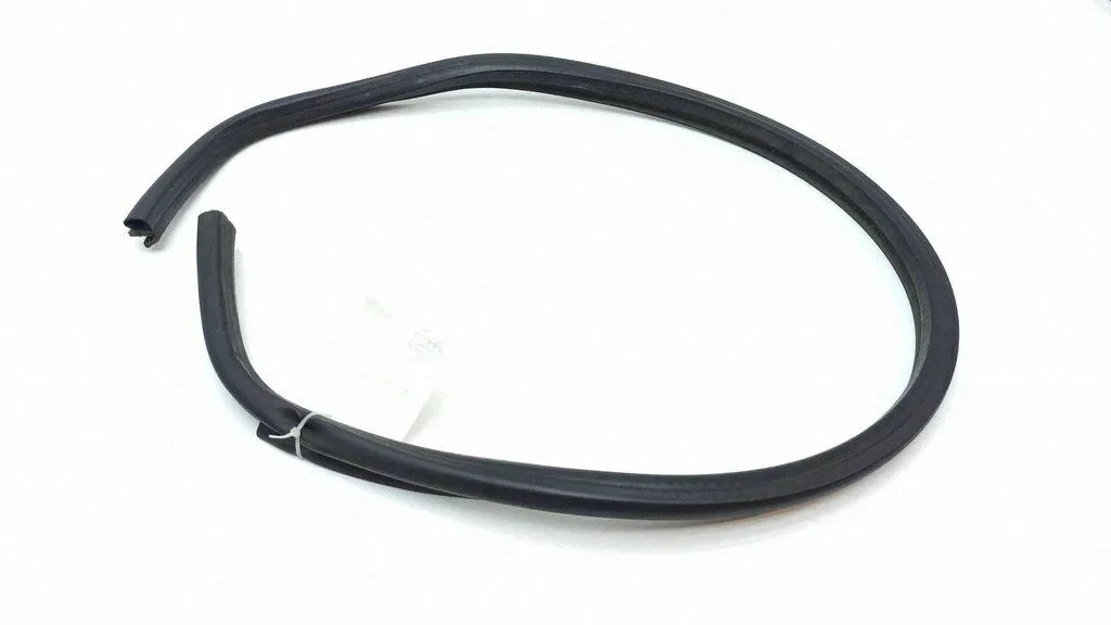 Tätning huv Volkswagen OE 1t0823723c image 5