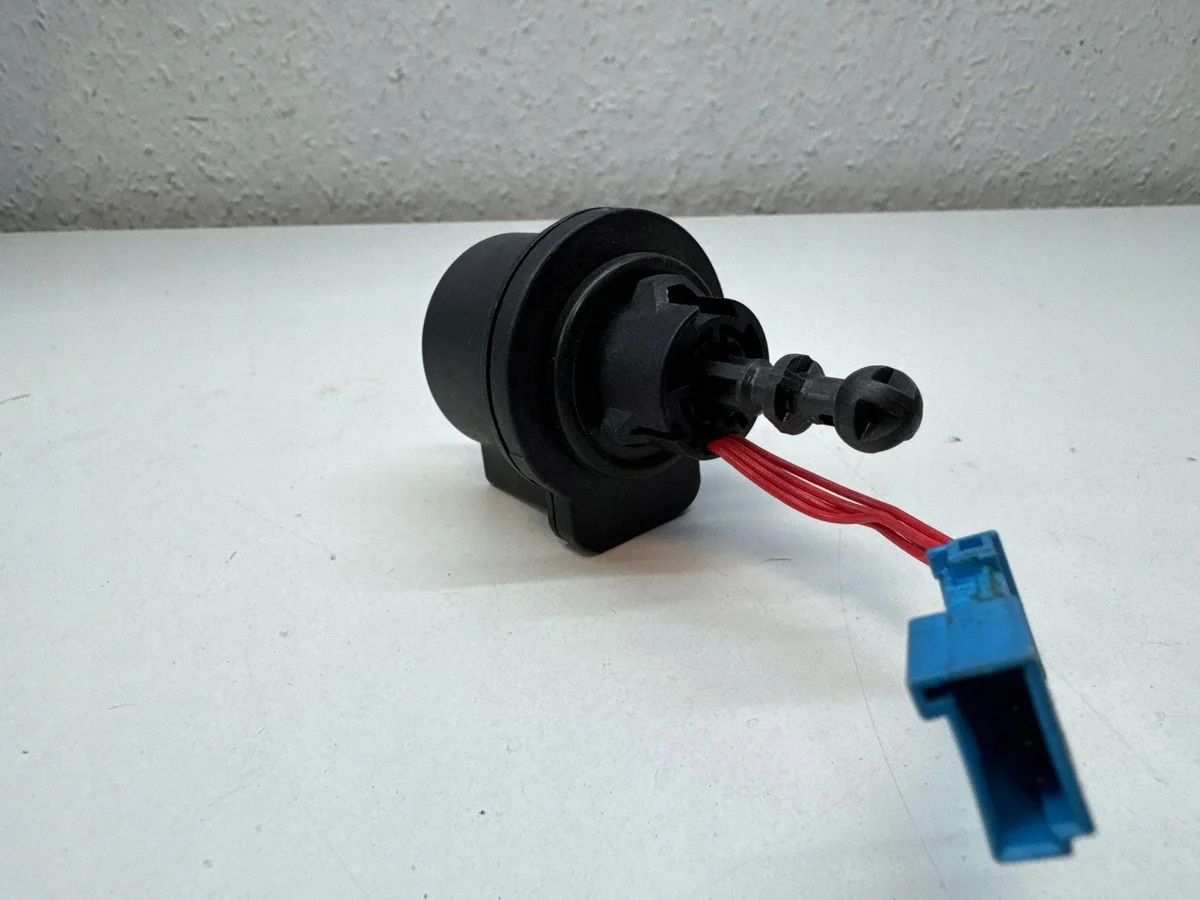Ajovalojen säätömoottori N270R image 5