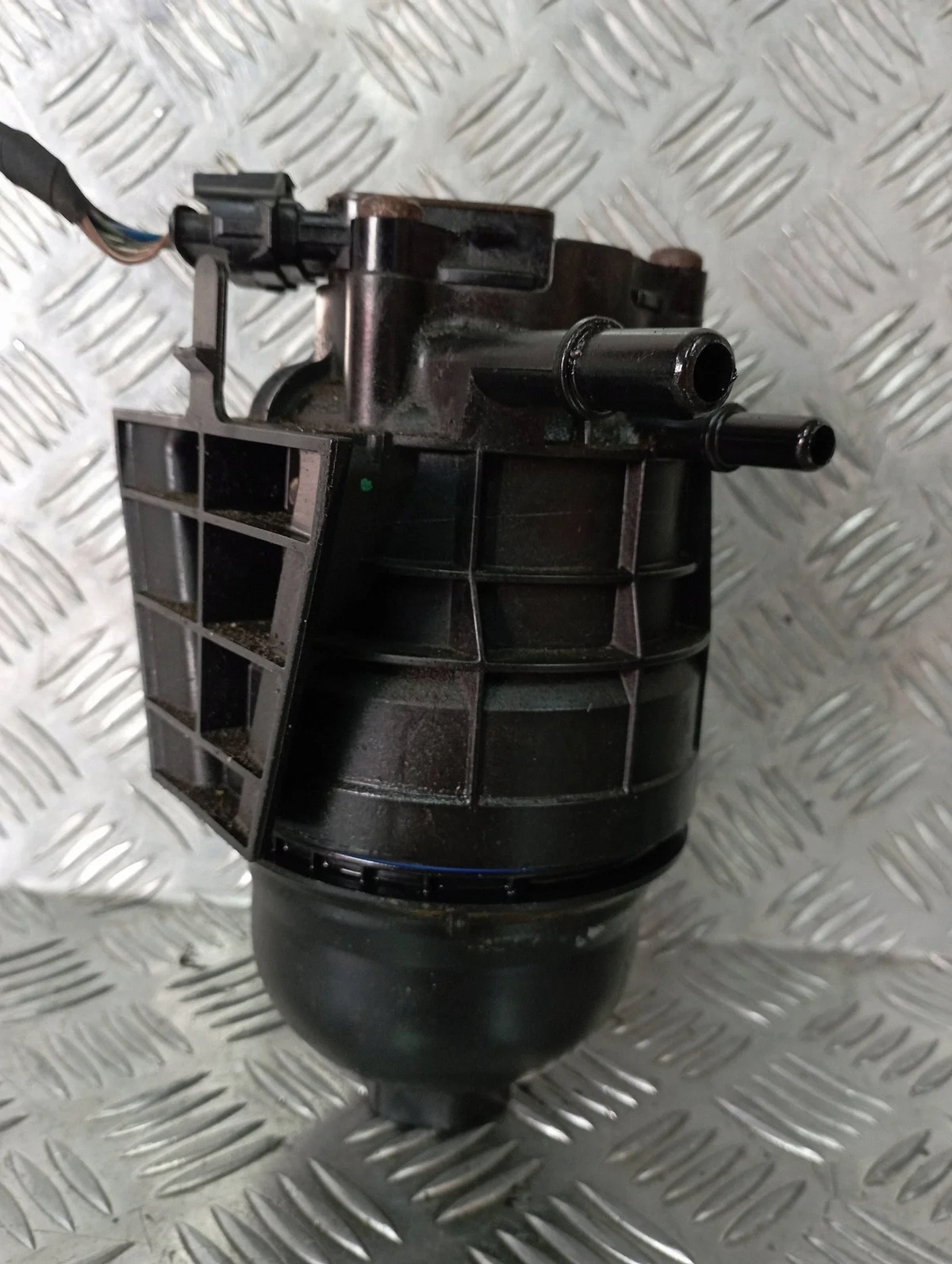 Opel 84182900 Gehäuse Kraftstofffilter Gebraucht image 3