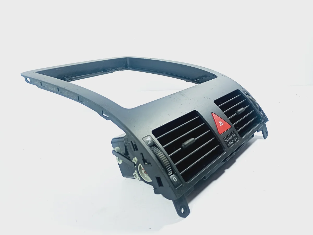 Luftgallerventil Mitten VW Touran 1 (03-09) image 3
