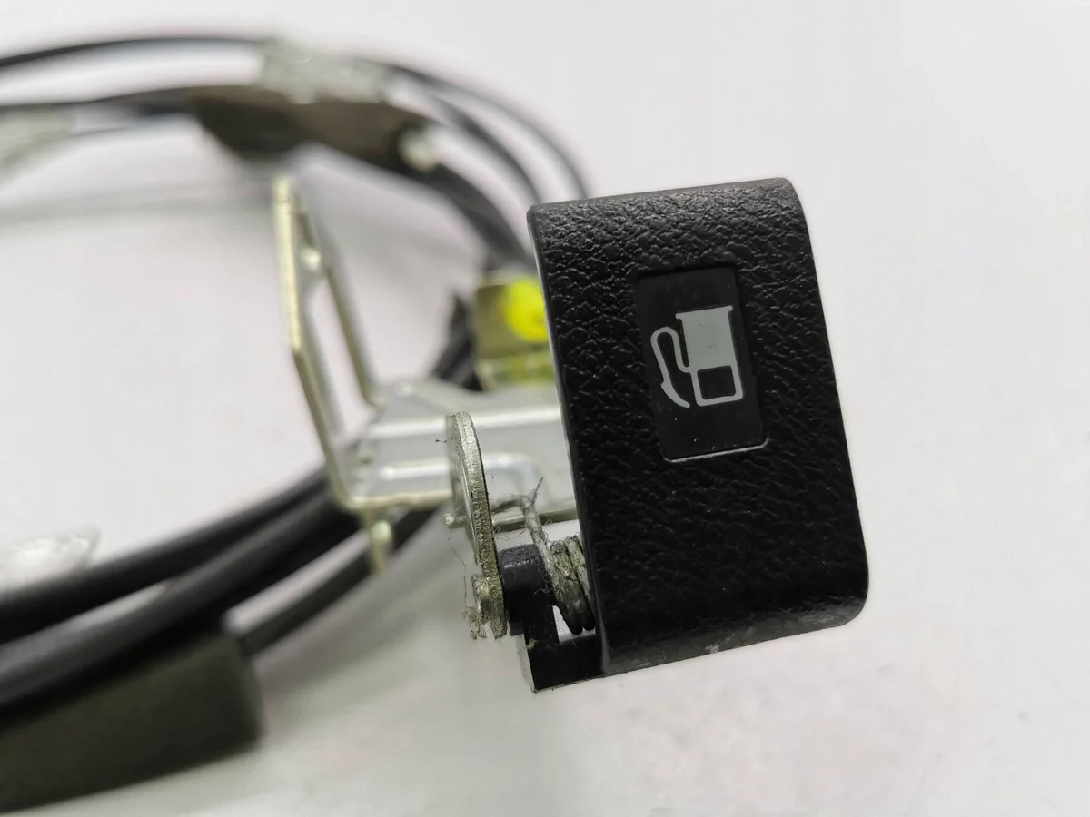 Cable apertura tapa combustible Honda CR-V II image 3