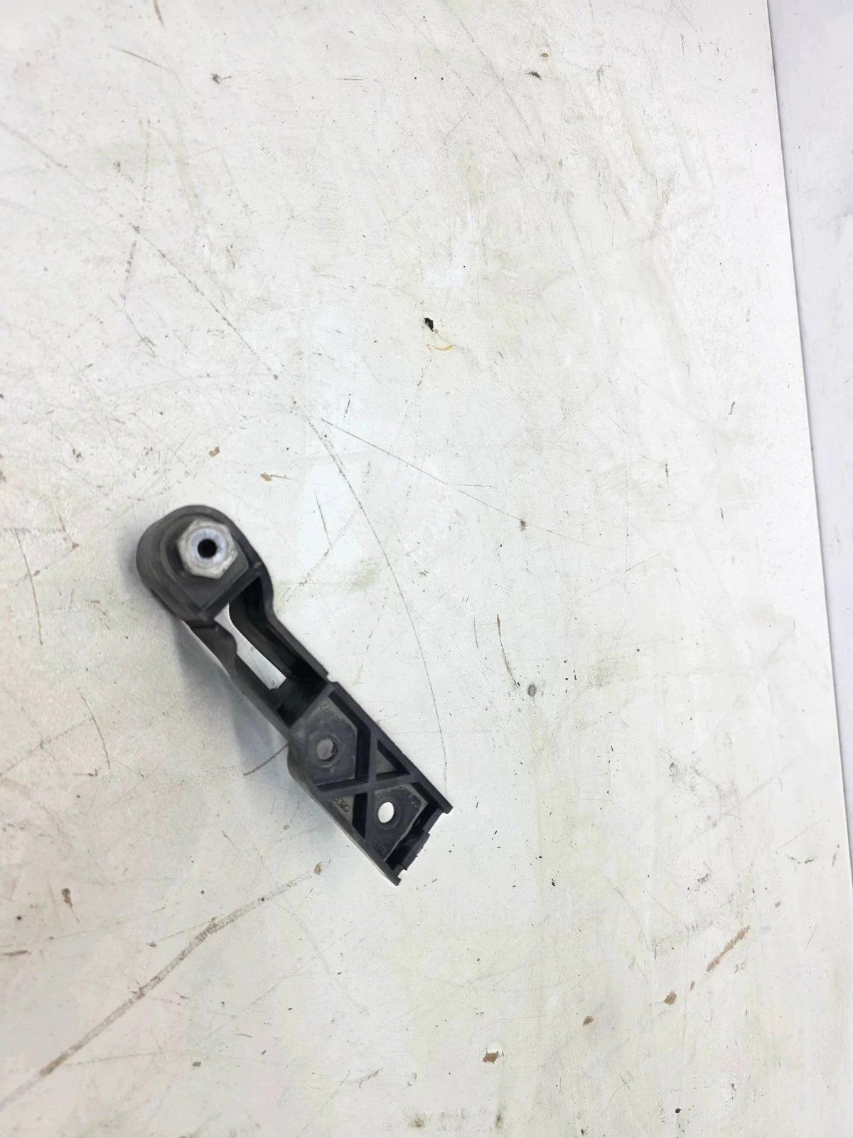 Stöd för stötfångare Audi A6 C6 4F0807771 image 4