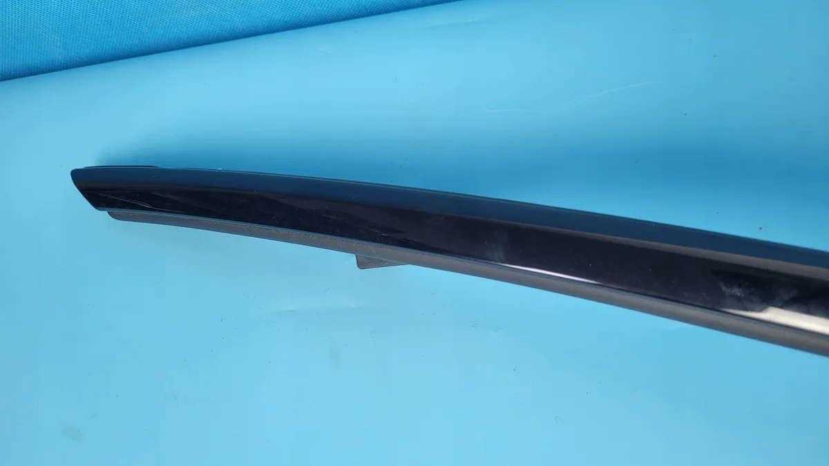 BMW 2' F44 Gran Coupe Dachleiste Links image 3